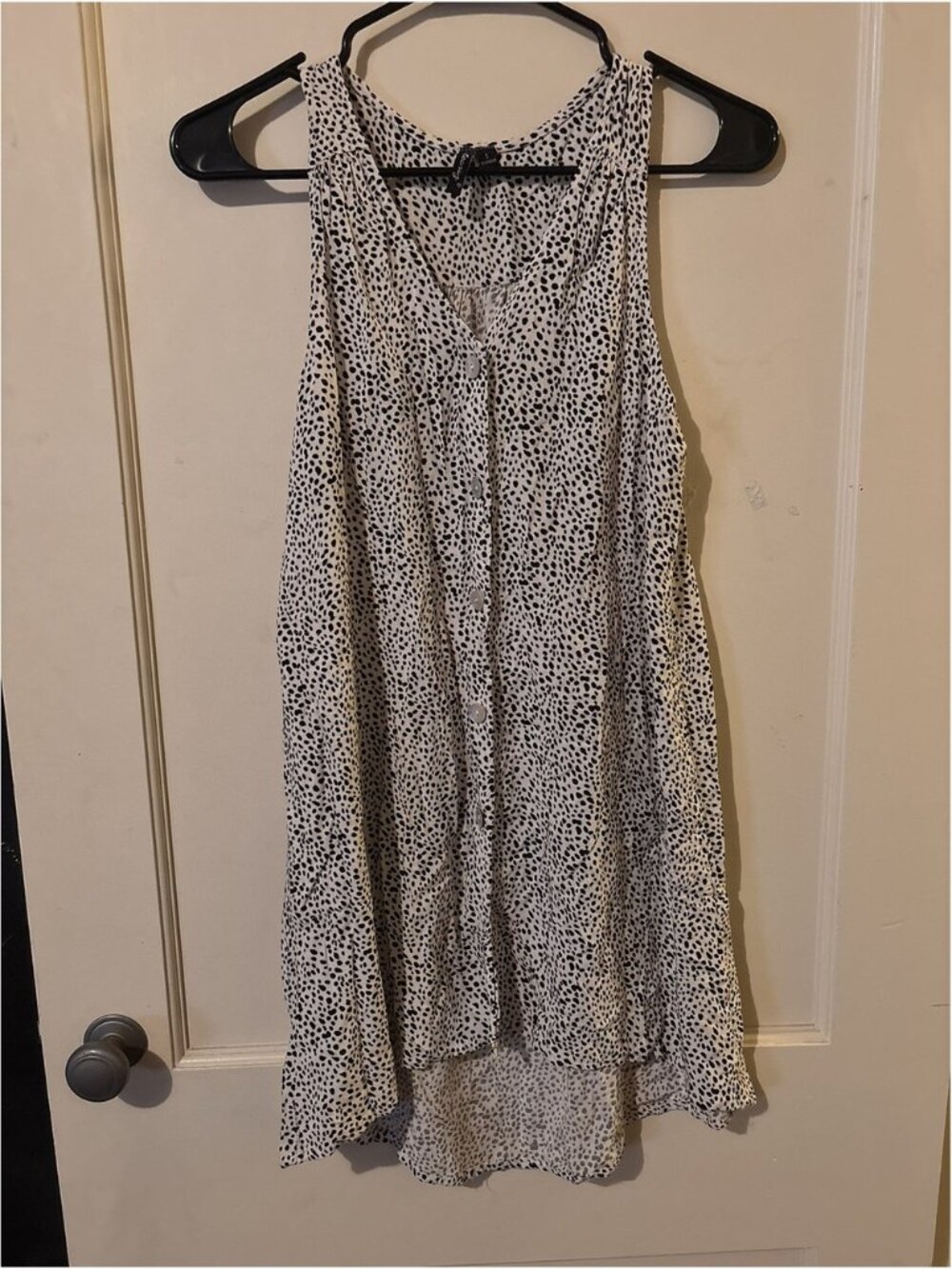 Portocruz Sleeveless Button-Front Dress with Black and White Spot Pattern